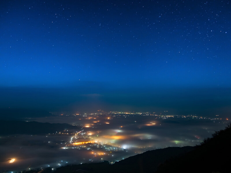 夜の雲海