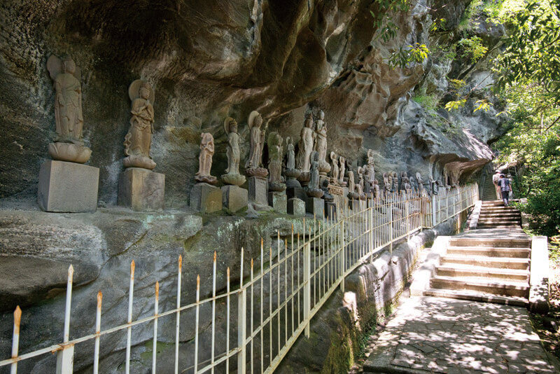 鋸山-日本寺