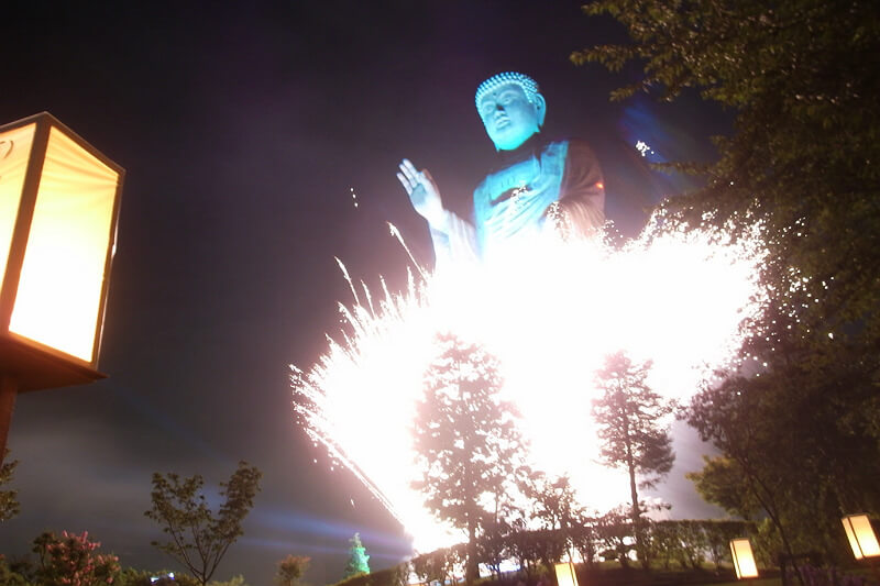 万燈会