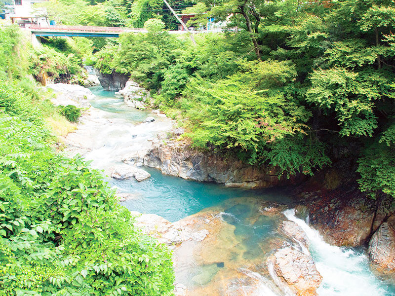 四万温泉