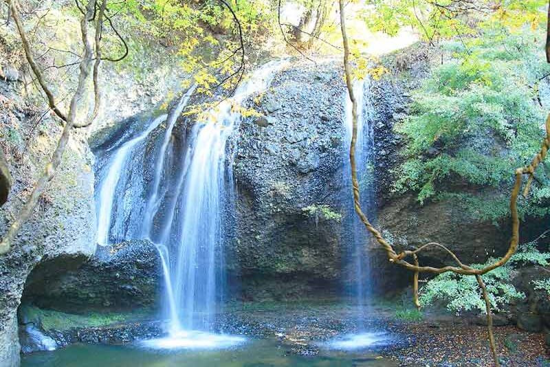 月待の滝