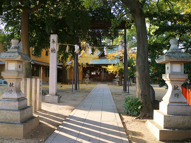 西堤神社