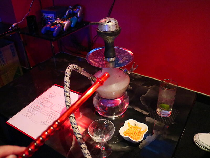 QU Bar・水タバコ