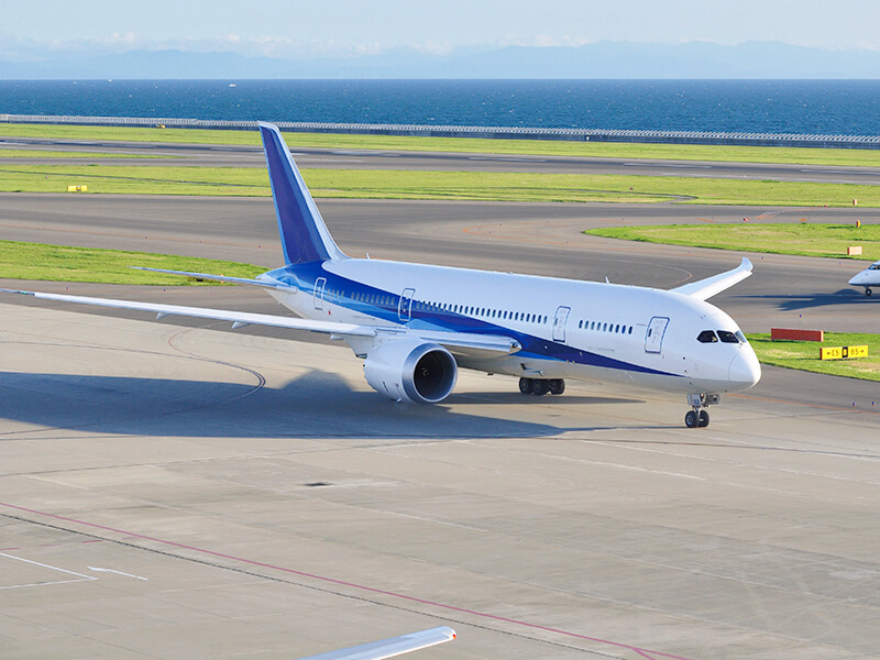 セントレアの飛行機の画像