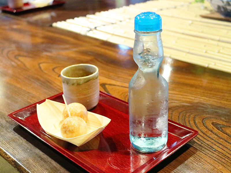 たねや日牟禮乃舍・つぶら餅