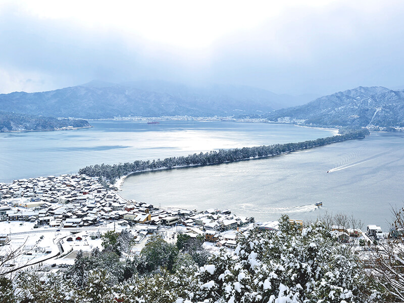 雪景色の天橋立