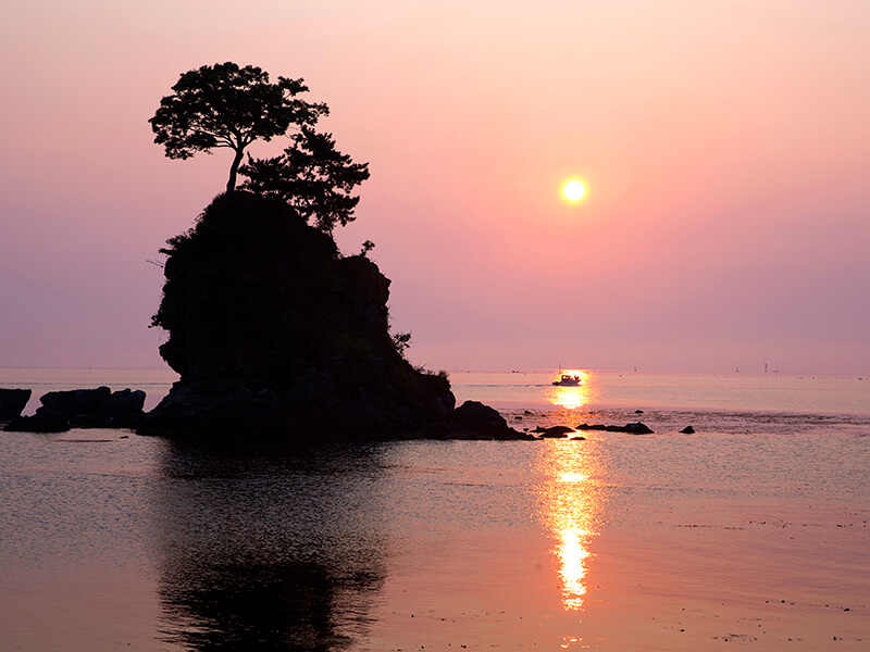 雨晴海岸