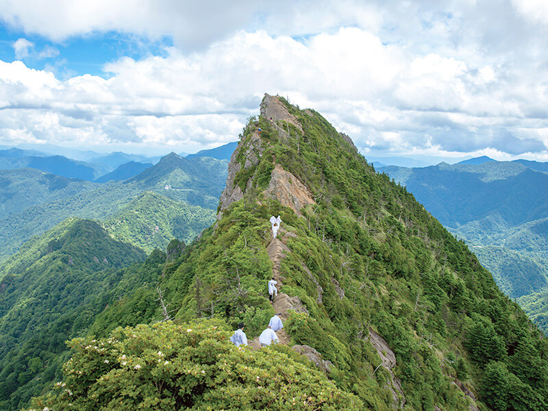 石鎚山