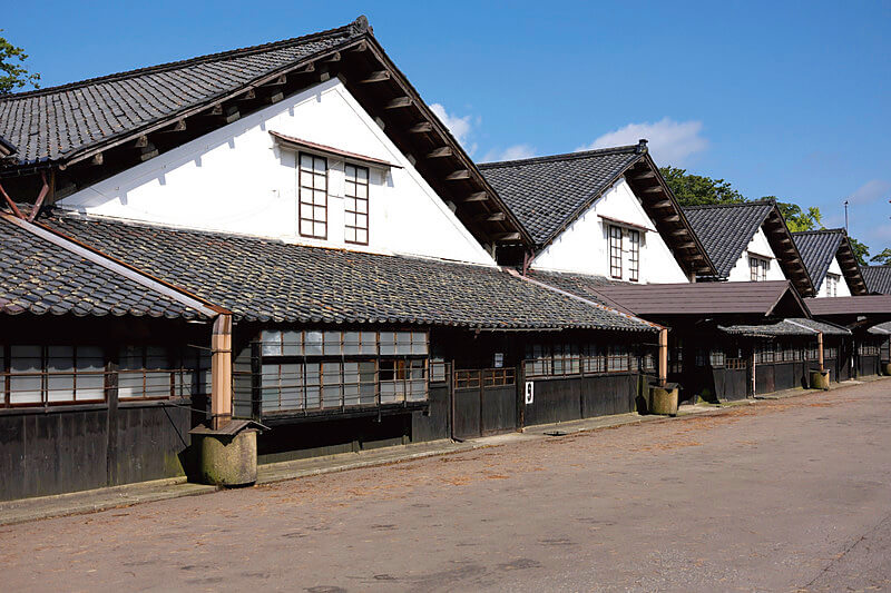 山居倉庫