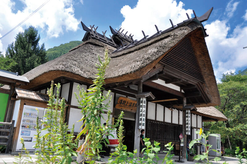 湯野上温泉駅