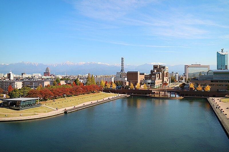 富岩運河環水公園