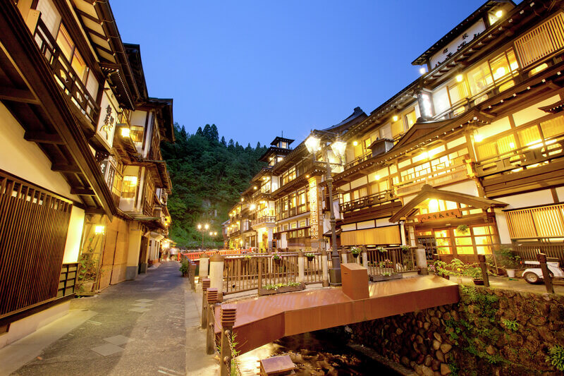 銀山温泉