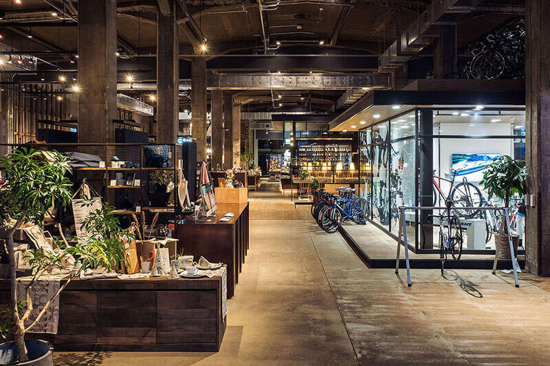 ONOMICHI U2 introspection_east to west