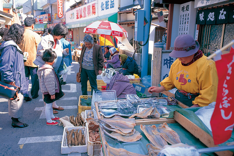 呼子の朝市