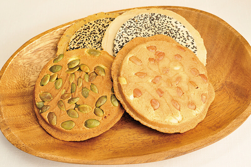 味や食べ方も色々!南部せんべい